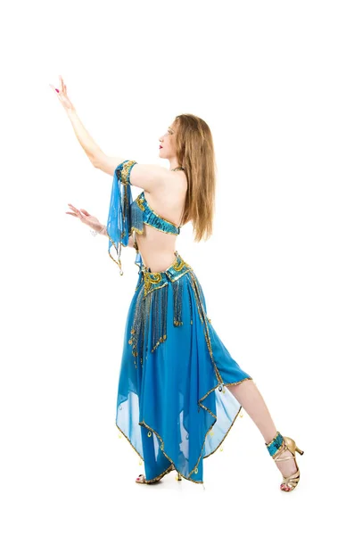 Atrakcyjna dziewczyna taniec belly dancer. — Zdjęcie stockowe