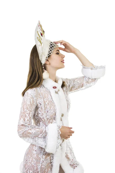 Hermosa, feliz, mujer joven emocional con el pelo largo, vestido como Santa Claus sonriendo. Navidad-Año Nuevo carnaval . — Foto de Stock