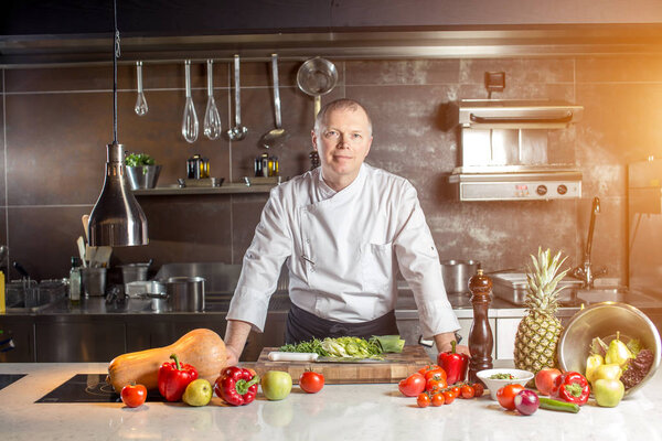 Шеф-повар в отеле или ресторане
