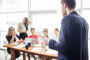 İş adamları istatistikleri mali kavram çözümleme