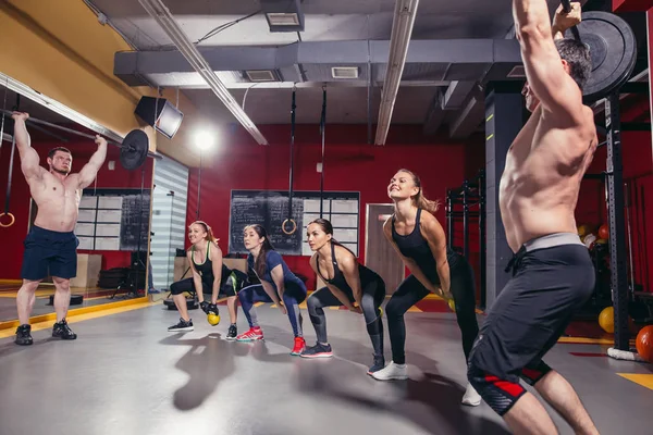 Cross fit in the team — Stock Photo, Image