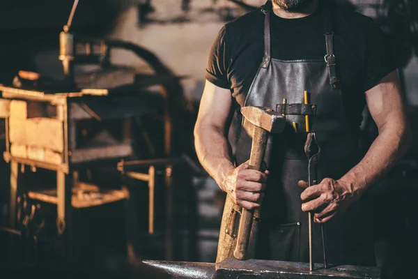 Örs forge, metal çalışan demirci