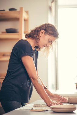 Atölye ustası seramikler, kil pot dekorasyon