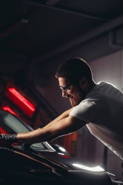 mikrofiber bez, araba ayrıntılı veya kavram valeting temizlik araba dostum