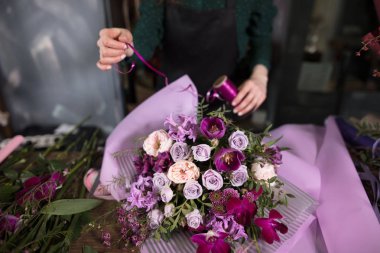 yuvarlak çiçek çiçek dükkanında kaydırma el atış yukarıya kapatmak