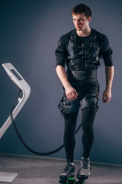 Step elektrik kas stimülasyonu ile eğitim dostum