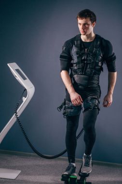 Step elektrik kas stimülasyonu ile eğitim dostum