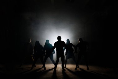 sokak dansı stil kavramı. serbest stil. dans sanayi