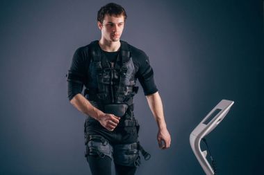 Step elektrik kas stimülasyonu ile eğitim dostum