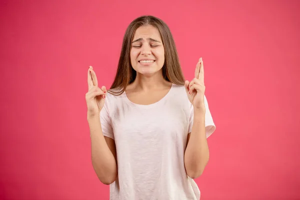 Teenager with crossed fingers. concept of success. wish for good luck. — Stock Photo, Image