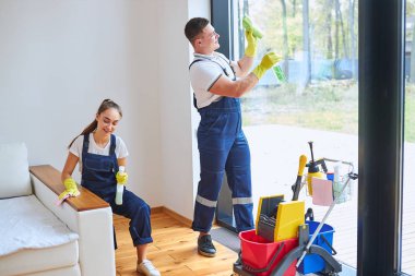 İki hademeden oluşan başarılı bir ekip.