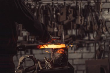 Üretim için metal üretimine yakın çekim