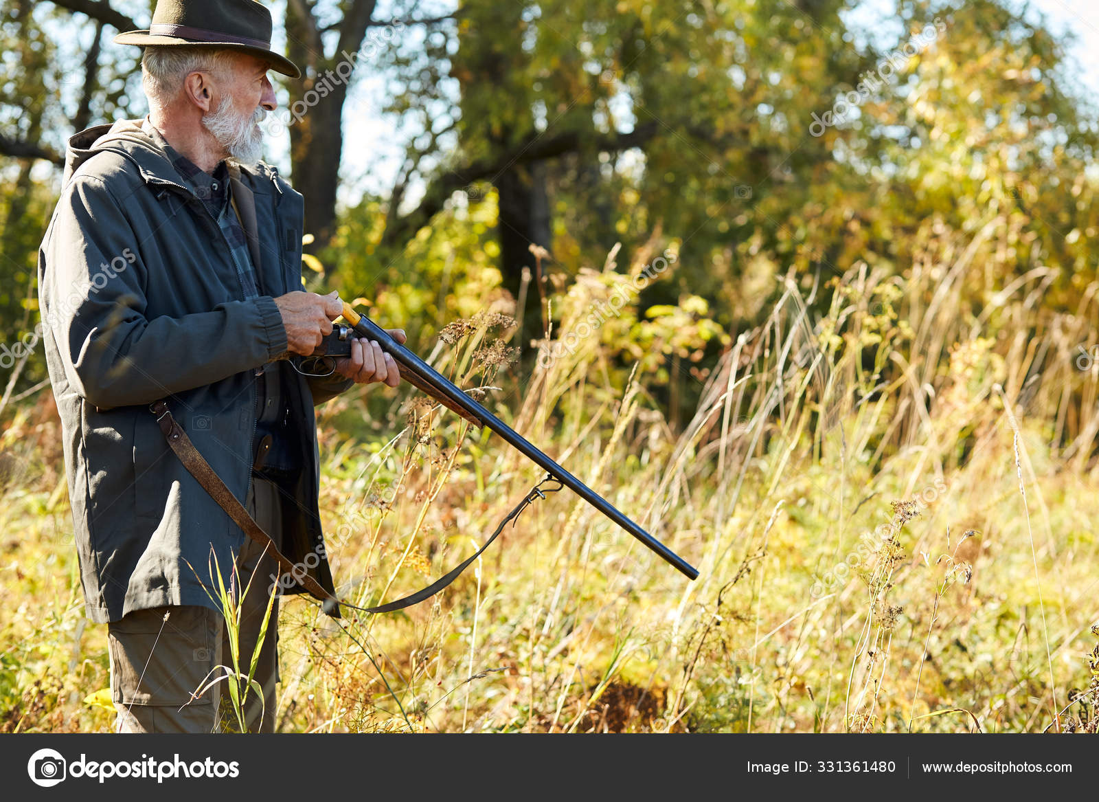 Animals hunting Stock Photos, Royalty Free Animals hunting Images | Depositphotos Animals hunting Stock Photos, Royalty Free Animals hunting Images | Depositphotos