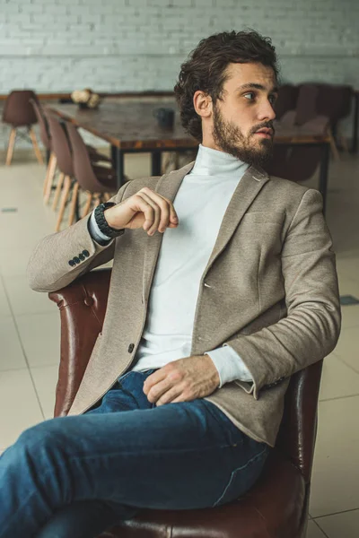 Handsome caucasian man in tux — ストック写真