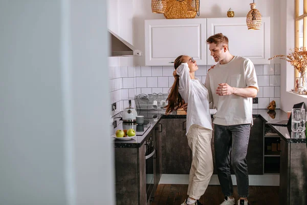 Beautiful couple in love, dance at home — Stock Photo, Image