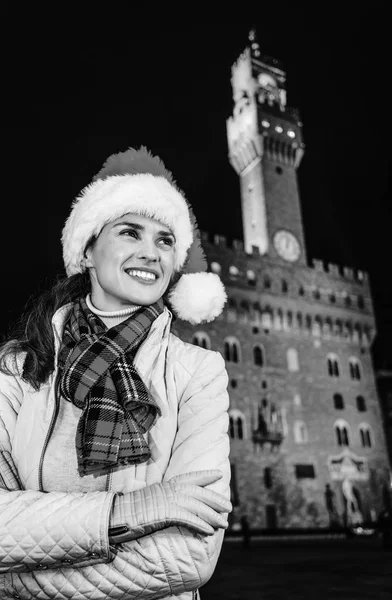Ταξίδι Γεμάτο Έμπνευση Στο Χρόνο Χριστουγέννων Στη Φλωρεντία Ευτυχισμένος Νεαρή — Φωτογραφία Αρχείου