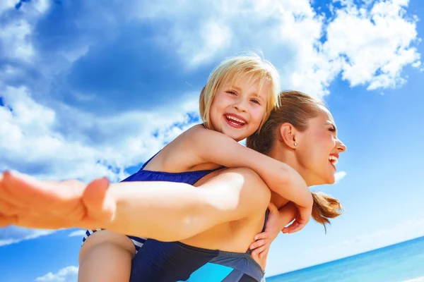 Sun Kissed Beauty Cheerful Healthy Mother Child Beachwear Seacoast Having — Stock Photo, Image