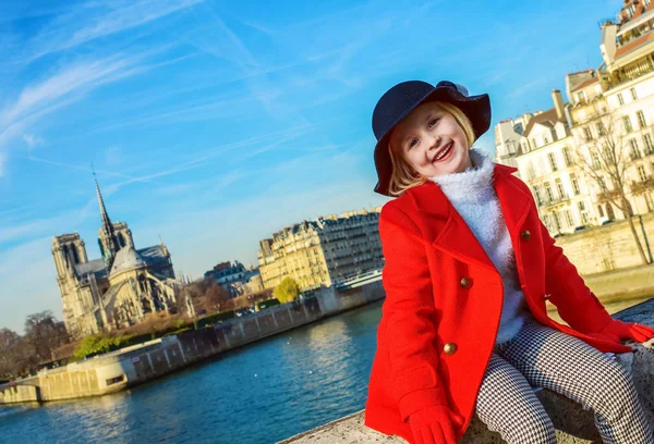 Bright Paris Happy Modern Girl Red Coat Embankment Paris France — Stock Photo, Image