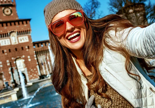 Happy Young Woman Sforza Castle Milan Italy Taking Selfie — Stock Photo, Image