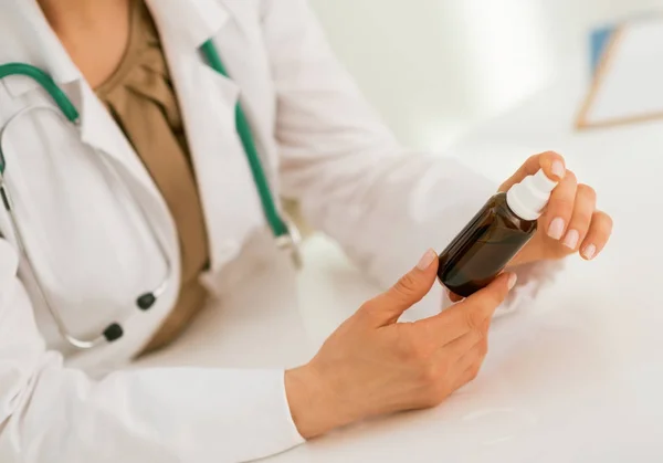 Closeup Medical Doctor Woman Holding Medicine Bottle — Stock Photo, Image