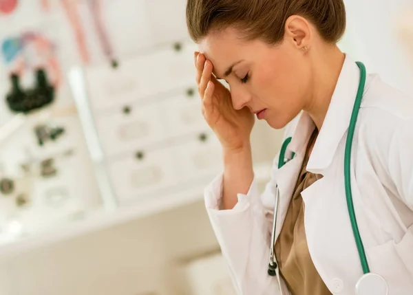 Frustrated Medical Doctor Woman — Stock Photo, Image