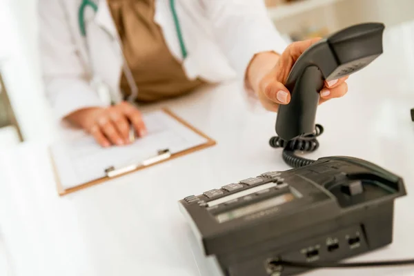 Closeup Medical Doctor Woman Talking Phone — Stock Photo, Image