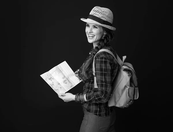 Smiling Fit Tourist Woman Backpack Map Looking Distance — Stock Photo, Image