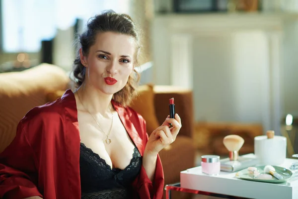 Smiling Modern Years Old Housewife Black Body Lingerie Red Bathrobe — Stock Photo, Image