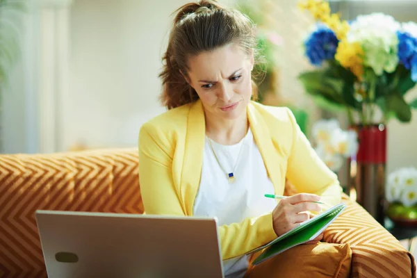 Unhappy Stylish Student Woman Jeans Yellow Jacket Modern Home Sunny — Stock Photo, Image