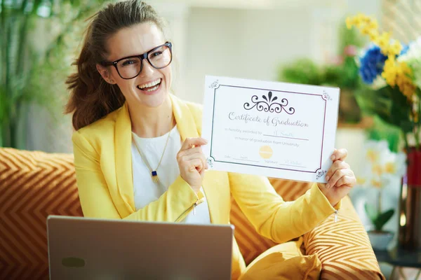 Happy Stylish Female Jeans Yellow Jacket Laptop Showing Certificate Graduation — Stock Photo, Image