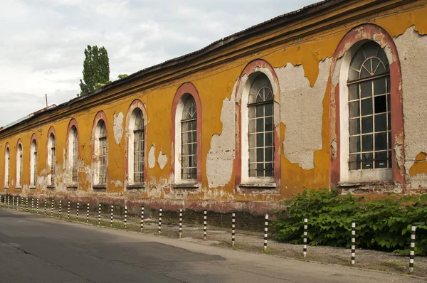 eski Endüstriyel Bina cephe