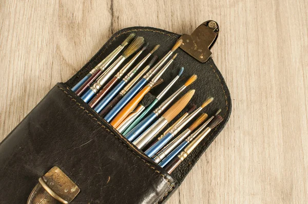 Open Vintage Leather Box Full Different Types Used Paint Brushes — Stock Photo, Image