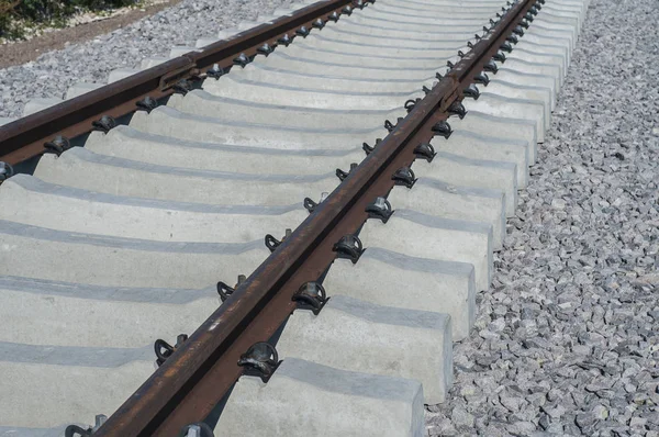 Nouveaux Rails Ferroviaires Avec Traverses Béton Fermer — Photo