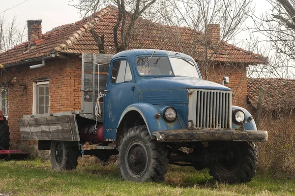 Primeros Planos Camiones Vintage Casa Campo Rural — Foto de Stock
