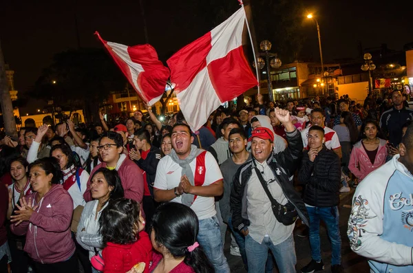 Fanatyzm w Peru (Peru vs Colo — Zdjęcie stockowe