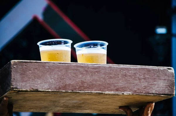 Dva kelímky s pivem — Stock fotografie