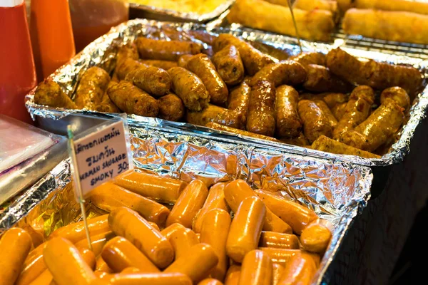 Embutidos tailandeses en el mercado de Chiang Mai . —  Fotos de Stock