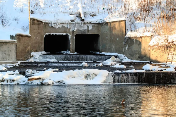 Alter Damm Winter Schnee Und Eis Für Wasser Winter — Stockfoto