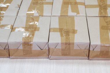 Açılmamış paketlerde paketlenmiş satırlar