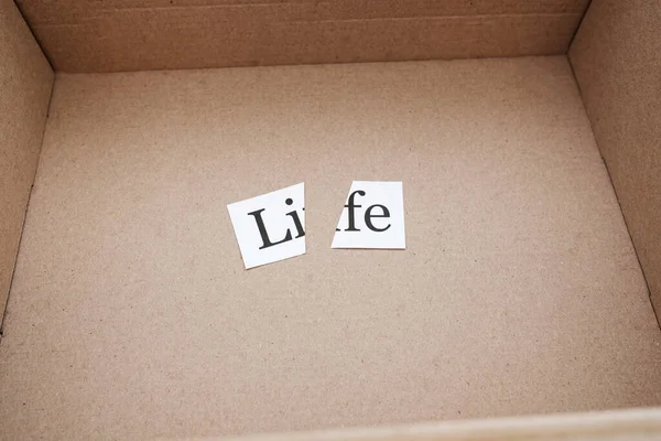 Paper Written Word Beige Box Came Box Delivering Spoiled Life — Stockfoto