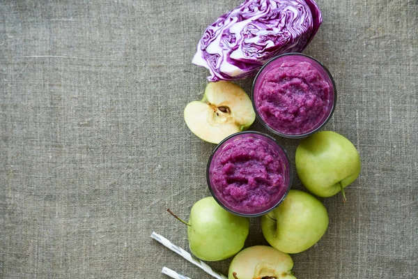 Red Cabbage Smoothies Green Apples — Stock Photo, Image
