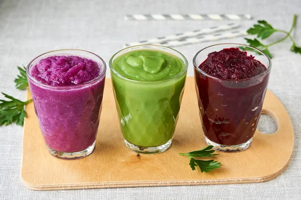 Various Vegetable Smoothies Wooden Board — Stock Photo, Image