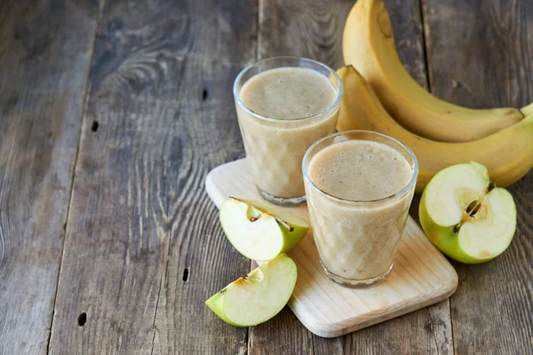 Banana Smoothie Green Apples Wooden Table — Stock Photo, Image