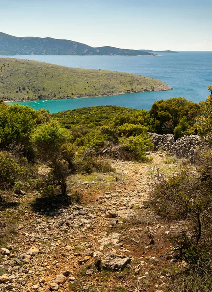 Koylar Ustrine Cres Adası yakınlarında