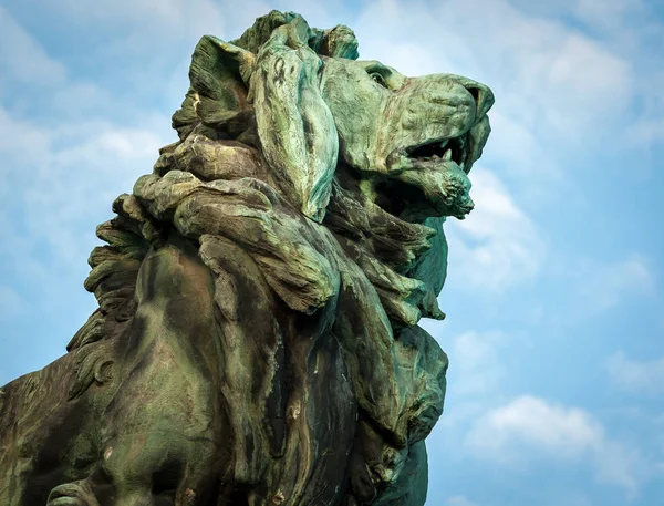 Viyana'da Schemerl Köprüsü