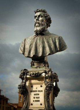 Anıt Benvenuto Cellini Firenze içinde