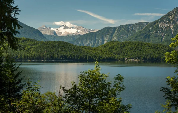 Altausseer Ver en verano en un día soleado — Foto de Stock