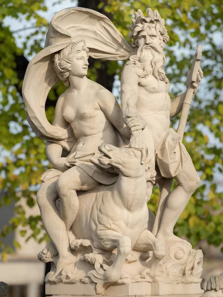 Staty i parken av Zwinger i Dresden Tyskland — Stockfoto