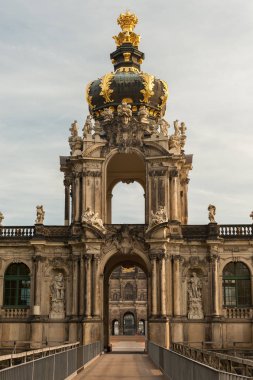 Kronentor Zwinger Dresden Almanya Güz