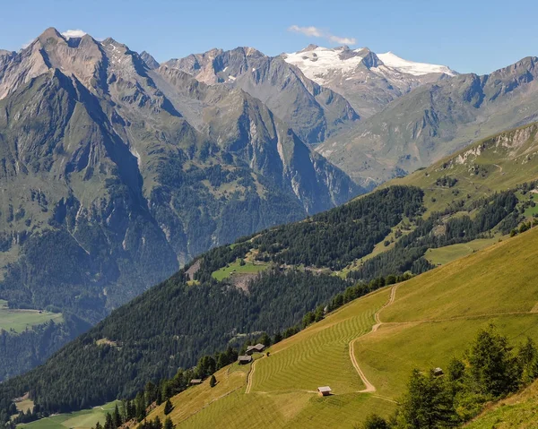 El venediger Gro jalá y otras montañas austriacas — Foto de Stock